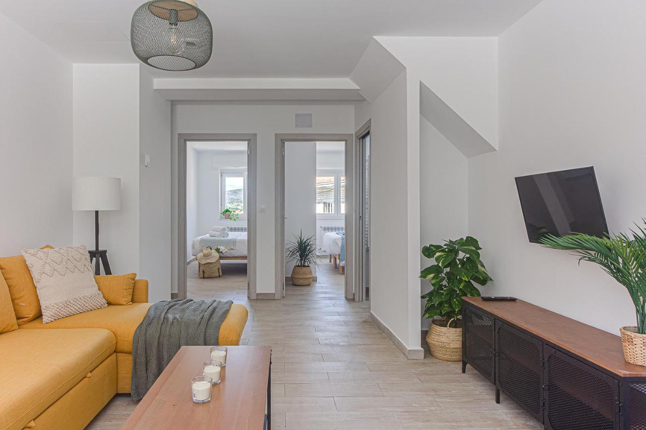 Apartamentos Playa De فينيستيري المظهر الخارجي الصورة